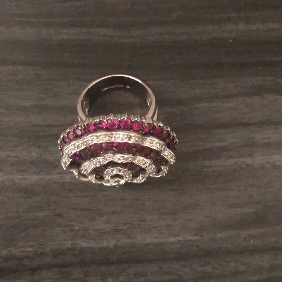 Pink and silver statement ring - Picture 4 of 5